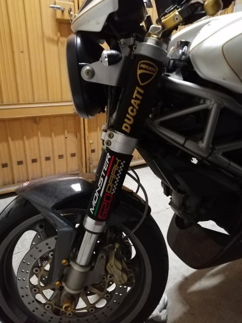 Fork cover for Ducati Monster 620 -dark real2